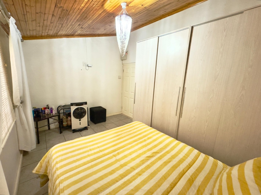 2 Bedroom Property for Sale in Steenberg Western Cape